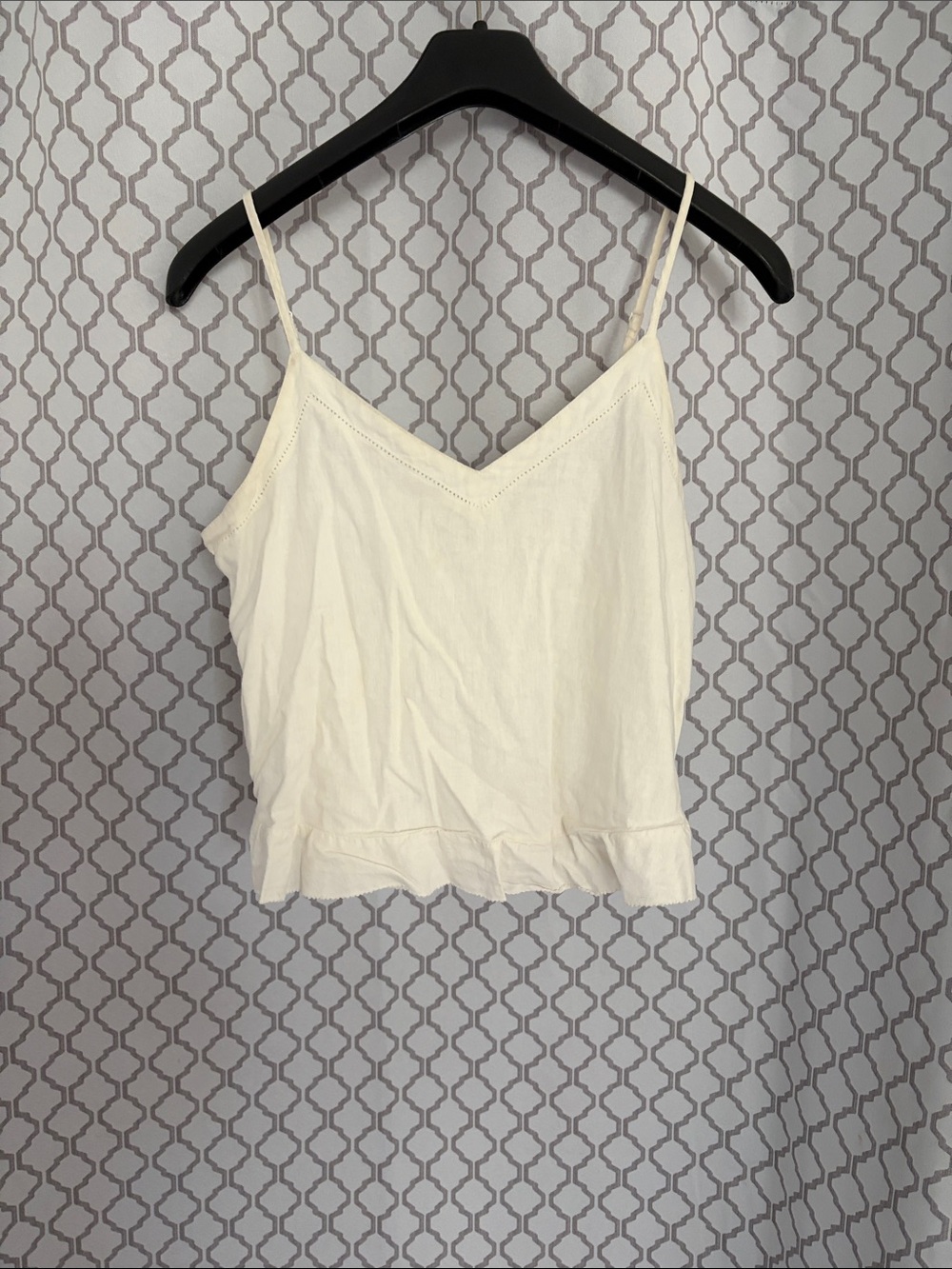 Women’s Cream V-Neck Spaghetti Strap Tank Top